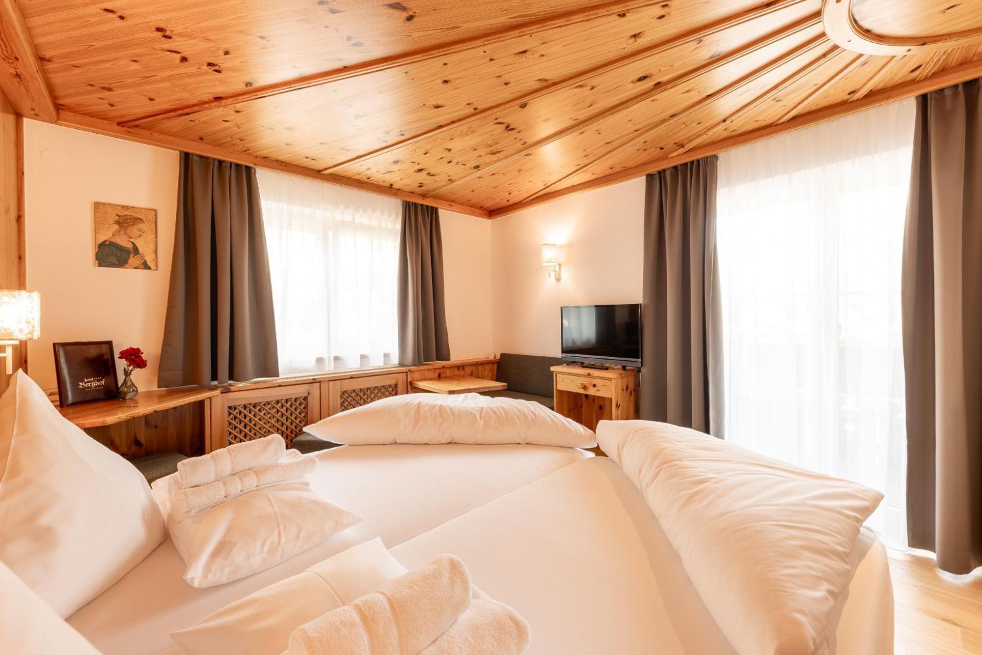 Hotel Berghof Neustift im Stubaital Zewnętrze zdjęcie